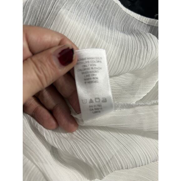 Studio Y White Semi-Sheer Black Lace Sleeveless Tank Size Small Keyhole - Picture 10 of 11